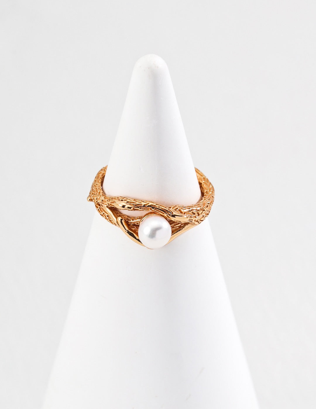 Minimalist Natural Pearl Rings