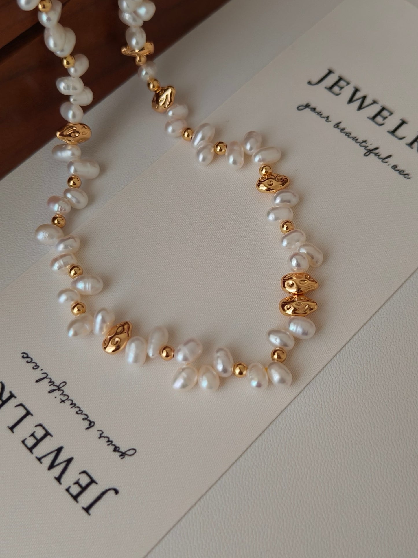 Customizable Layered Pearl Necklace