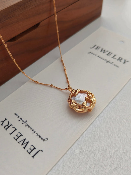 Lava-Inspired Irregular Pearl Pendant Necklace