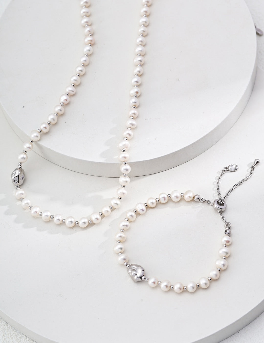 Minimalist Natural Pearl Necklaces Bracelets