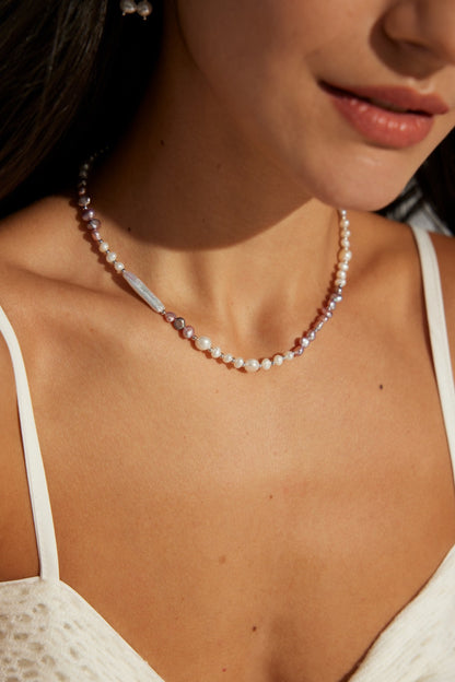 Fashionable Natural Pearl Necklace