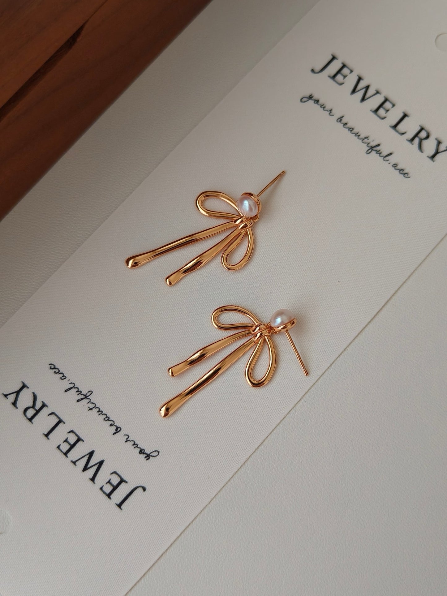 Gold Bowknot Pearl Earrings