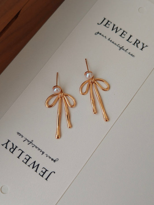 Gold Bowknot Pearl Earrings